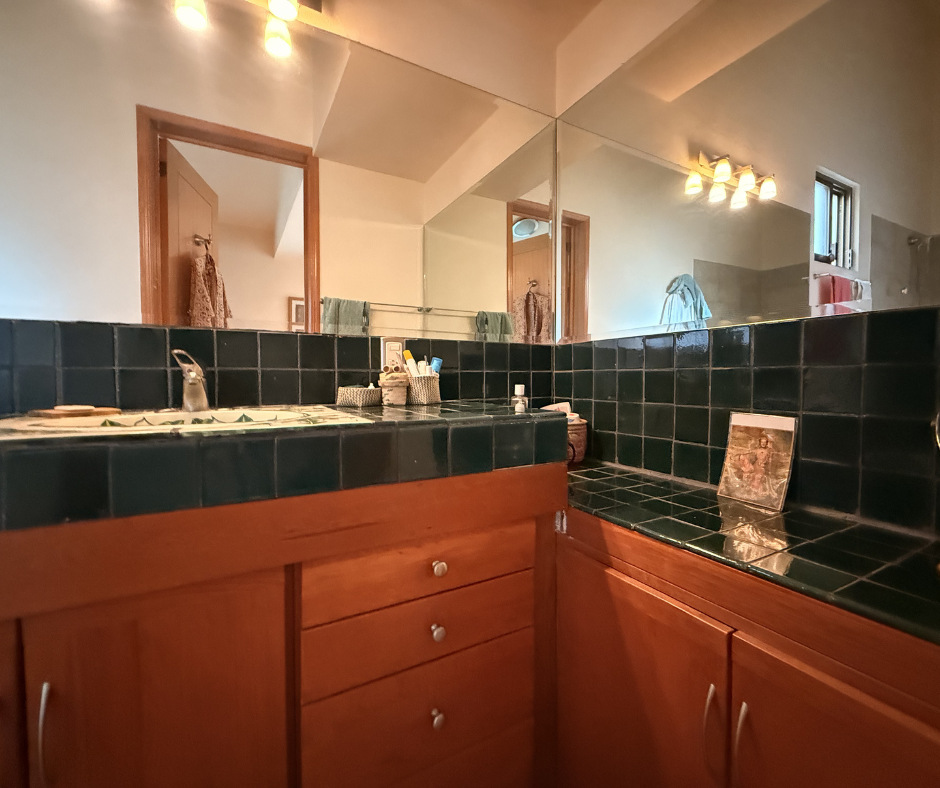 RESIDENCE FOR SALE IN COLONIA LOMA LINDA, OAXACA