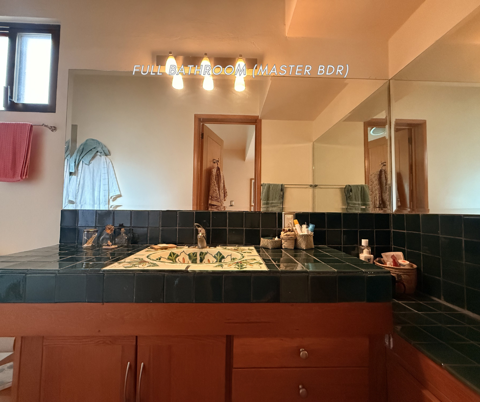 RESIDENCE FOR SALE IN COLONIA LOMA LINDA, OAXACA