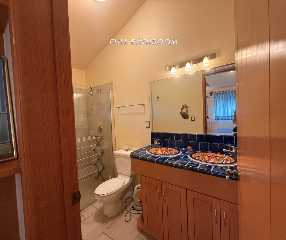 RESIDENCE FOR SALE IN COLONIA LOMA LINDA, OAXACA