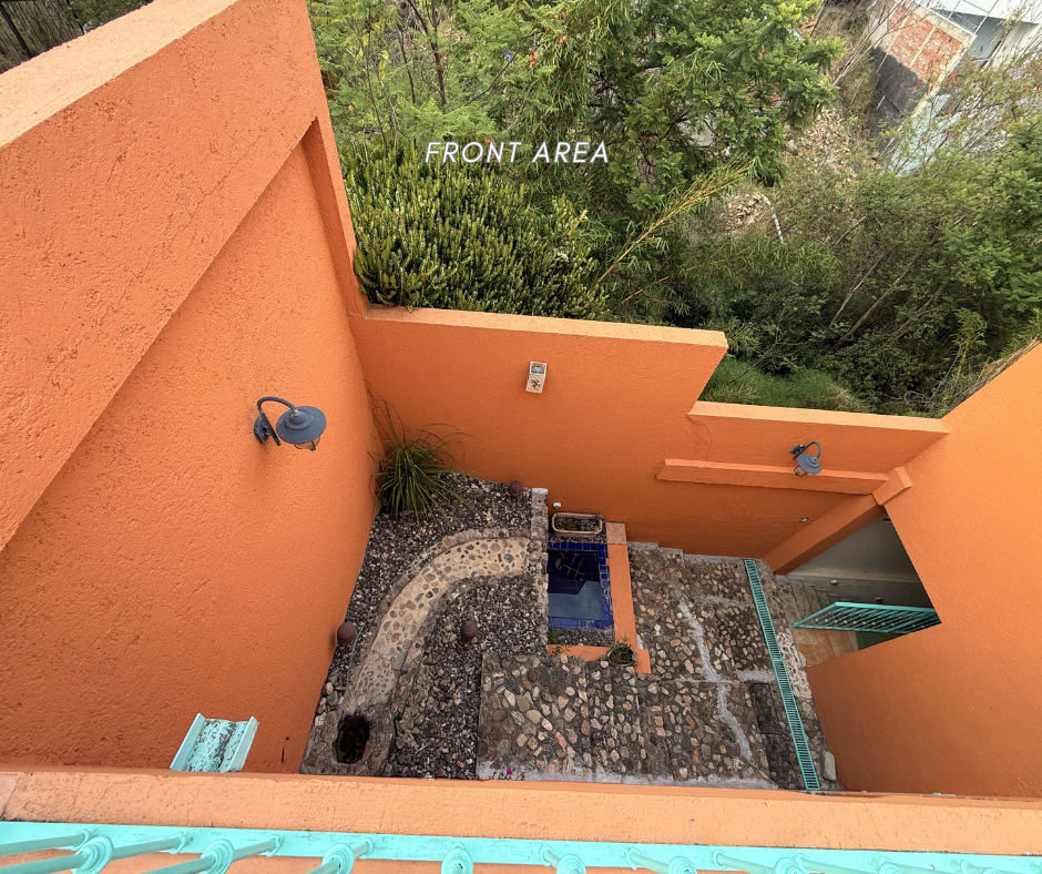 RESIDENCE FOR SALE IN COLONIA LOMA LINDA, OAXACA