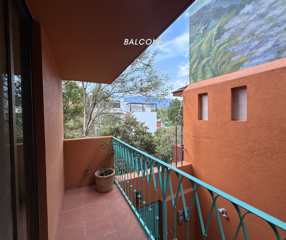 RESIDENCE FOR SALE IN COLONIA LOMA LINDA, OAXACA