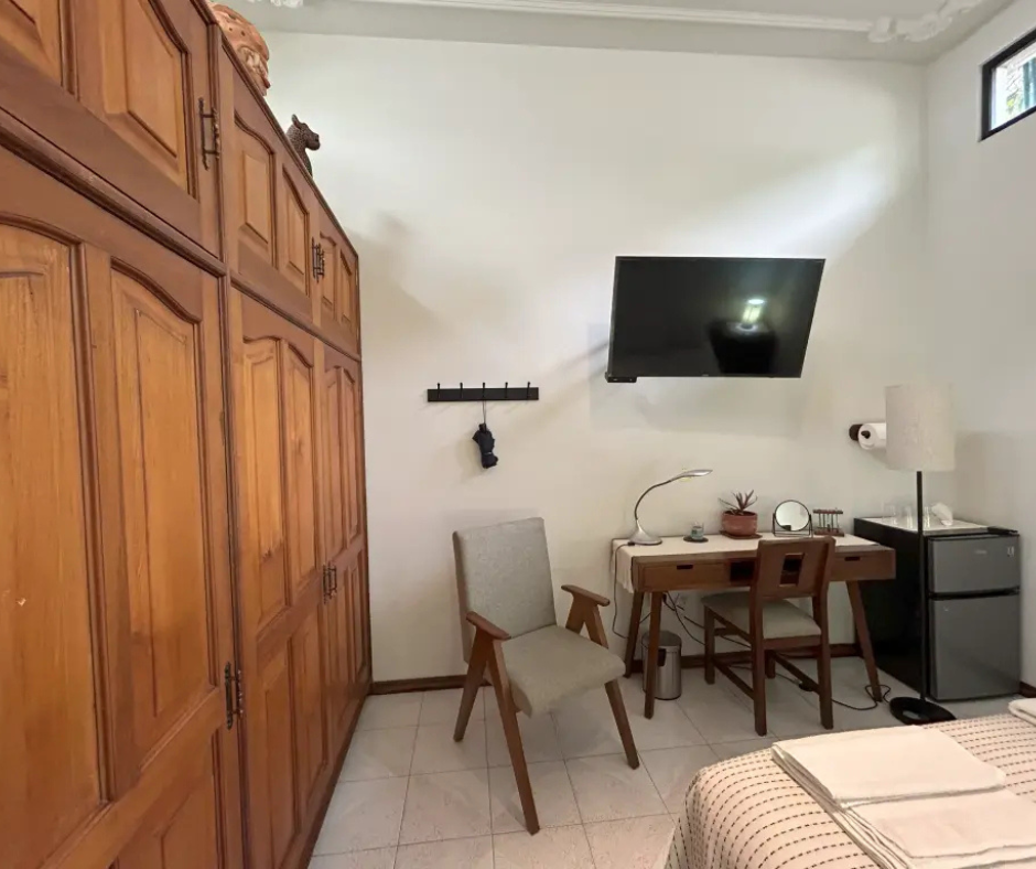 GUEST HOUSE FOR SALE IN DOWNTOWN OAXACA