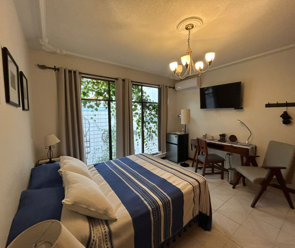 GUEST HOUSE FOR SALE IN DOWNTOWN OAXACA