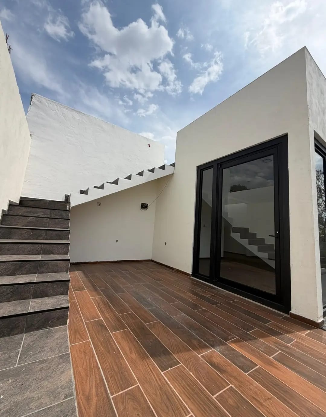 CASA DUPLEX EN VENTA EN COLONIA BUGAMBILIAS