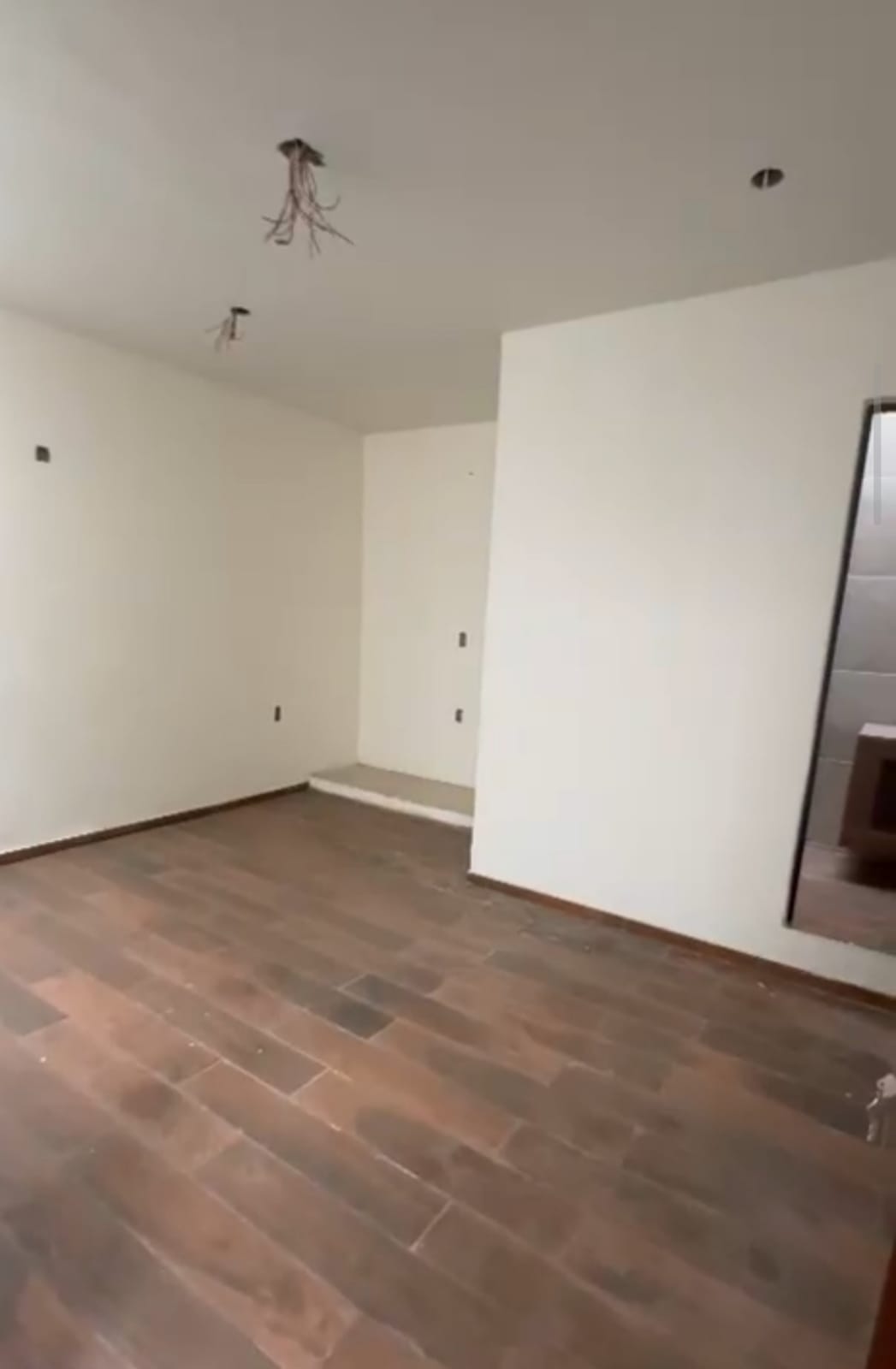 CASA DUPLEX EN VENTA EN COLONIA BUGAMBILIAS