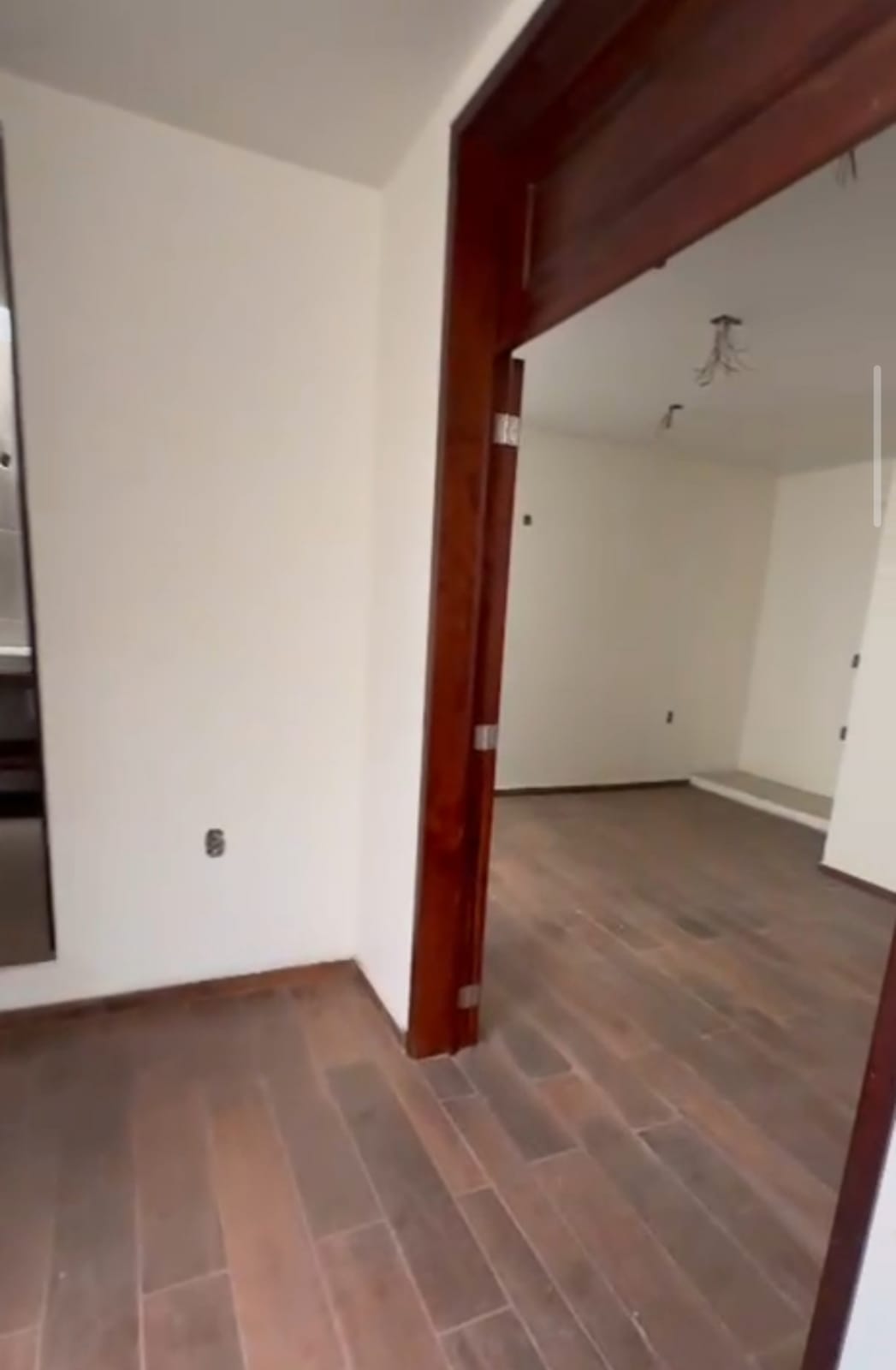 CASA DUPLEX EN VENTA EN COLONIA BUGAMBILIAS