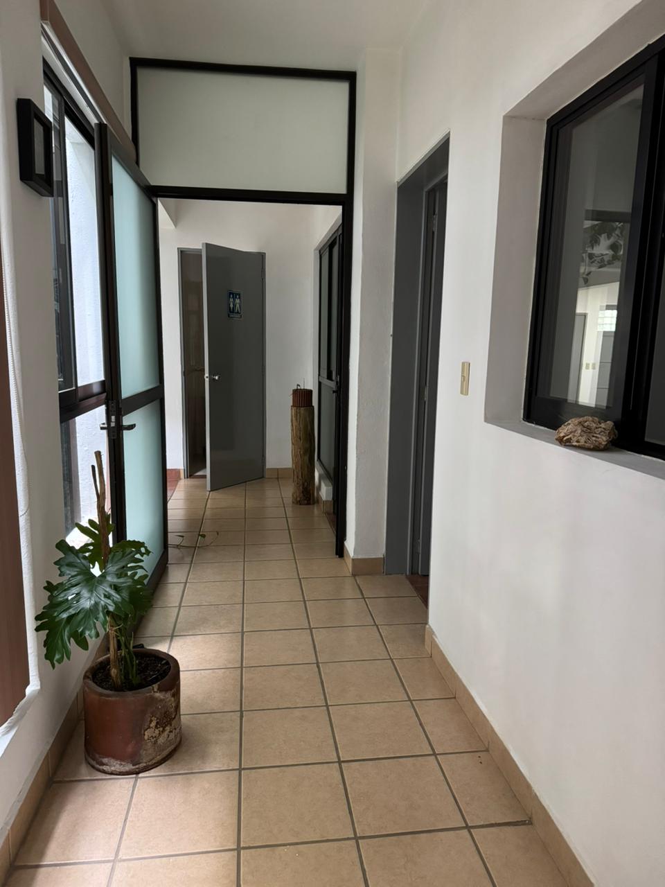  PROPIEDAD DE 3 PISOS EN VENTA EN COLONIA LOMA LINDA , OAXACA